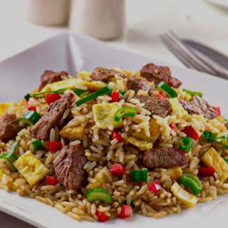 ARROZ CHAUFA DE TERNERA