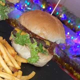 Beef burger 200 g.