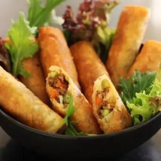 mini rollitos de filipinos (8 uds.)