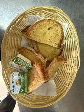Pão e manteiga
