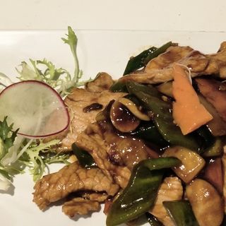 Pollo con salsa ostras