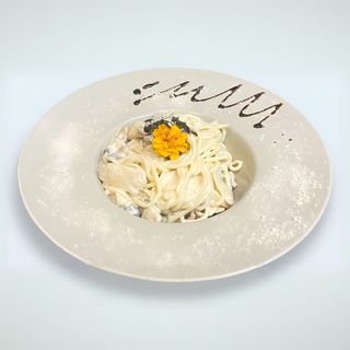 Pollo E Funghi pasta