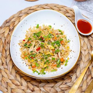 Riz frit Thaïlandais 