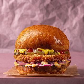 Бургер з курячою котлетою