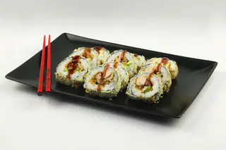 411. Futomaki tempurizado de pollo (10 piezas)