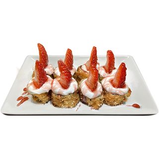 113. Maki Frito Con Fresa (8 Pzs.)