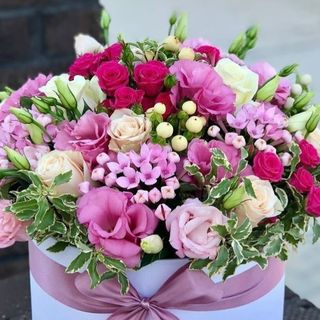 Flower Box con fiori di stagione modello medio