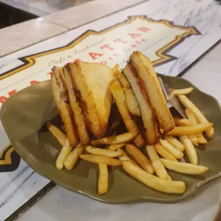 American club sandwich e patatine