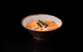 42 Chicken and thai curry red