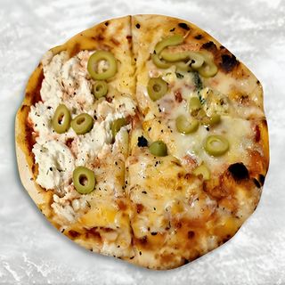 Quattro Formaggi pizza
