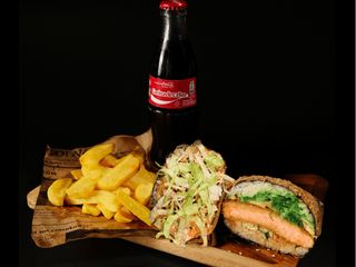 SUSHIBURGER ŁOSOŚ KATSU MENU