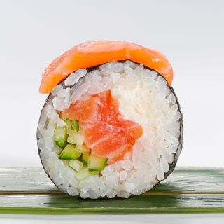 Рол дабл лосось (280г)