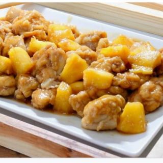 Pollo con piña
