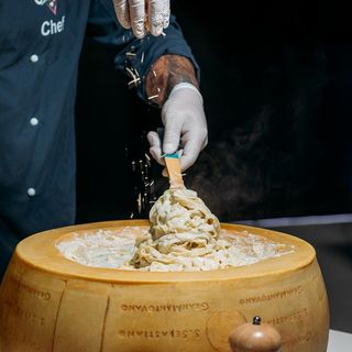 ფეტუჩინი 4 ყველი