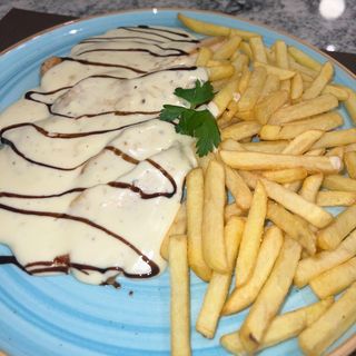 Piletina u sosu od gorgonzole