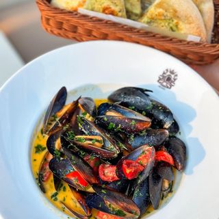 Cozze in salsa di aglio
