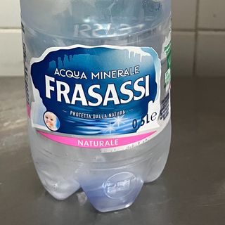 Acqua Frizzante da Mezzo Litro