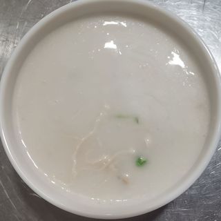 202-Sopa de pollo con leche de coco