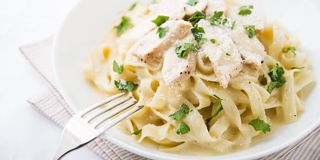 Tagliatelle Alfredo, Sauce Blanche Poulet