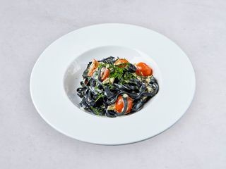 Tagliolini Neri con Pollo