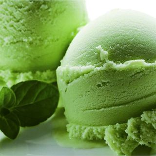 300. Gelato al te' verde
