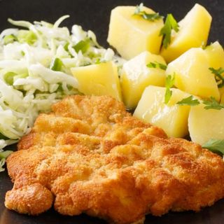 Kotlet Schabowy Królewski w zestawie