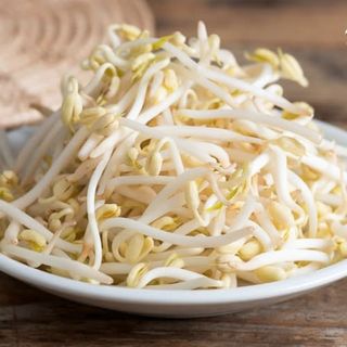 Brotes De Soja Salteados