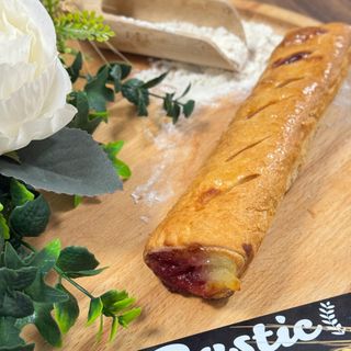 Ștrudel cu vanilie și vișine