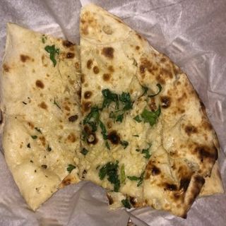 Garlic naan