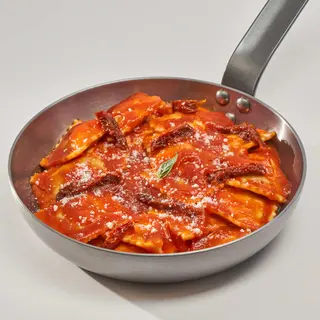 Pasta con salsa di Pomodoro