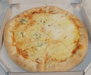 Pizza Quattro Formaggi