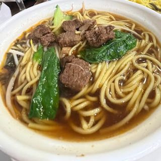 Sopa Tallarines ó Fideos con ternera