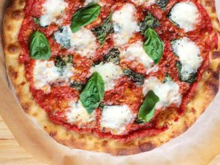 Піца Маргарита (400г)