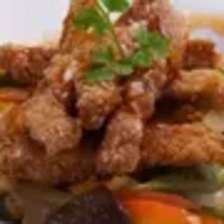 Cerdo Agridulce con Verduras de Temporada