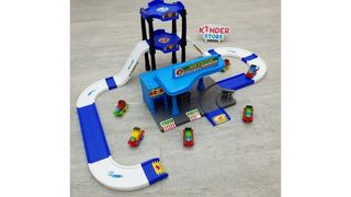 Паркинг с паровозиком Томас и его друзья в комплекте 6 поездов