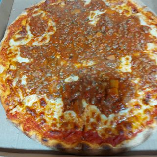 12 Pizza Boloñesa (26 Cm.)