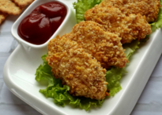 Курячі стріпси з соусом чілі