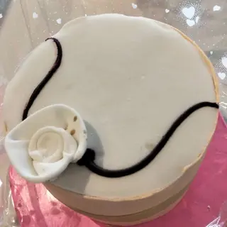 Cake (4 inches)