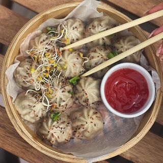 Xiao Long Bao Wieprzowina, szczypior, kolendra