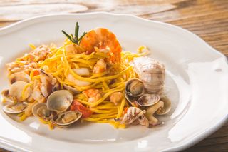 Chitarrina con frutti di mare