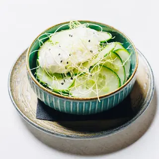 Krastavci salata