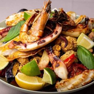 Platou de Fructe de Mare pentru 2 Persoane