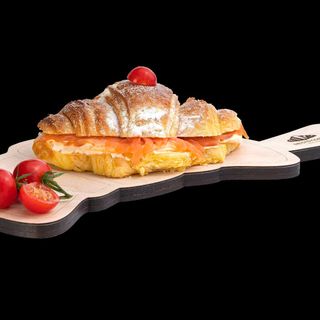 Croissant Salmão e Philadelphia