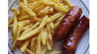 Kiełbasa z Frytkami
