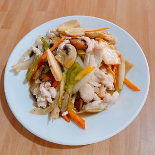 54. Pollo Con Verduras Variadas