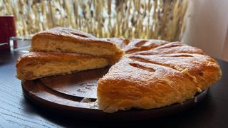 Dobrogeana cu branza dulce