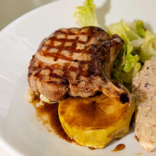 Mușchiuleț de porc la grill