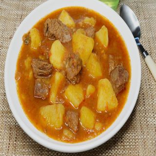 Patatas con carne