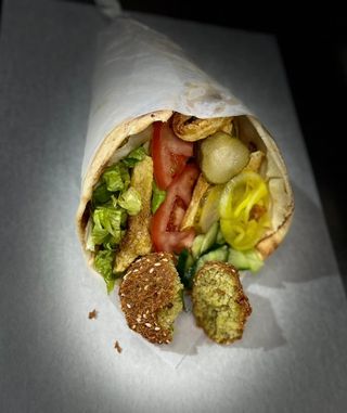 Сандвич фалафел малък