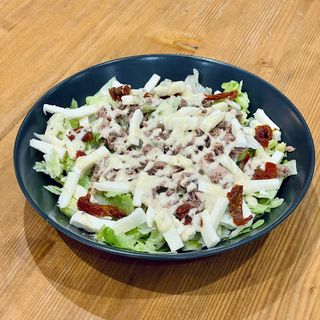 Салата с риба тон